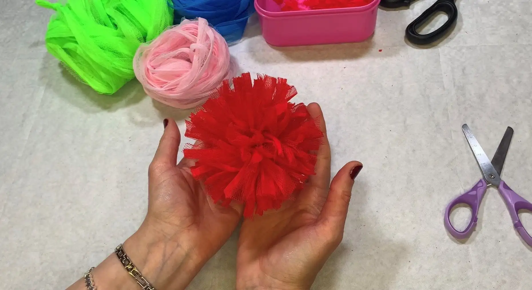 Create a Juggling Pom Pom with Theo and Wendy